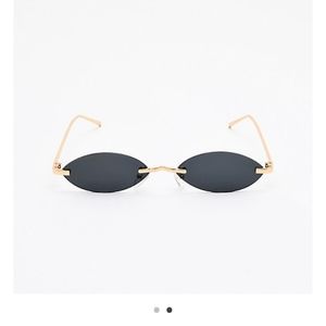 Retro Style Sunglasses Black and Gold
